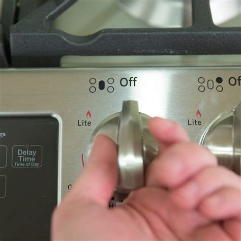 ge gas oven doesn't heat up